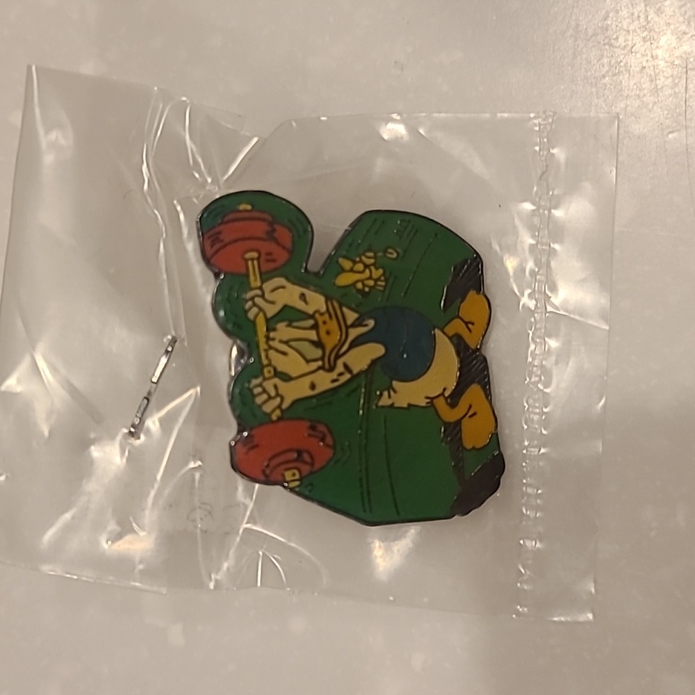 Disney Mickey and Donald Character Pin Collection - Picture 6 of 7